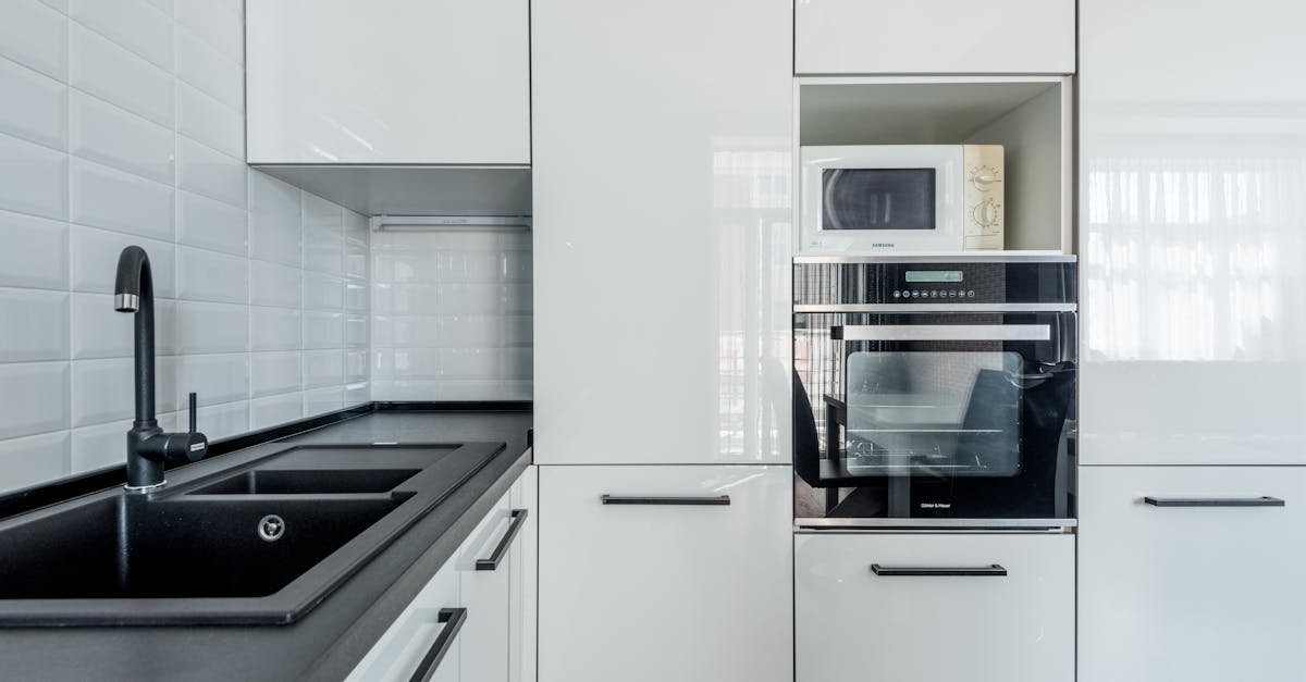 Seamless Kitchen Upgrade: Install an Undermount Sink the Easy, Weekend Way