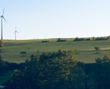 From Fossil to Future: How Renewables Are Reshaping the Energy Sector