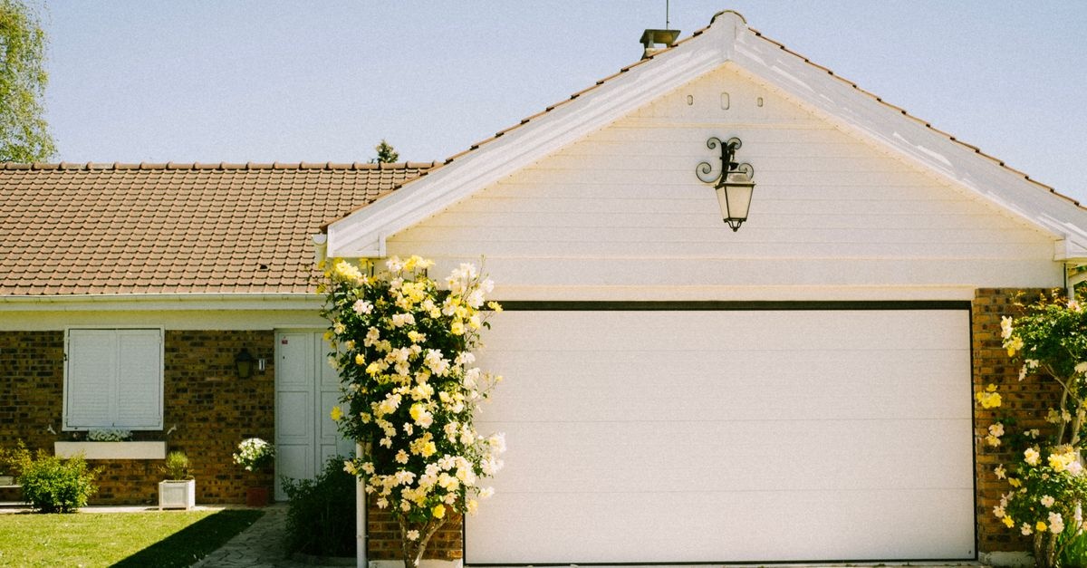 From Drafty to Comfy: Transform Your Garage with Facade‑Grade Polystyrene Insulation