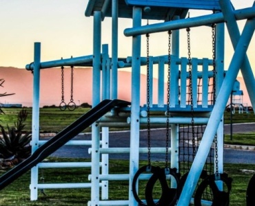 Clever Backyard Swing Ideas That Turn Your Garden into a Kids' Adventure Zone