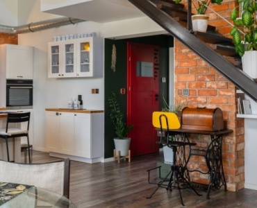 Is Your Space Working Against You? 10 Telltale Signs It’s Time to Rethink the Room