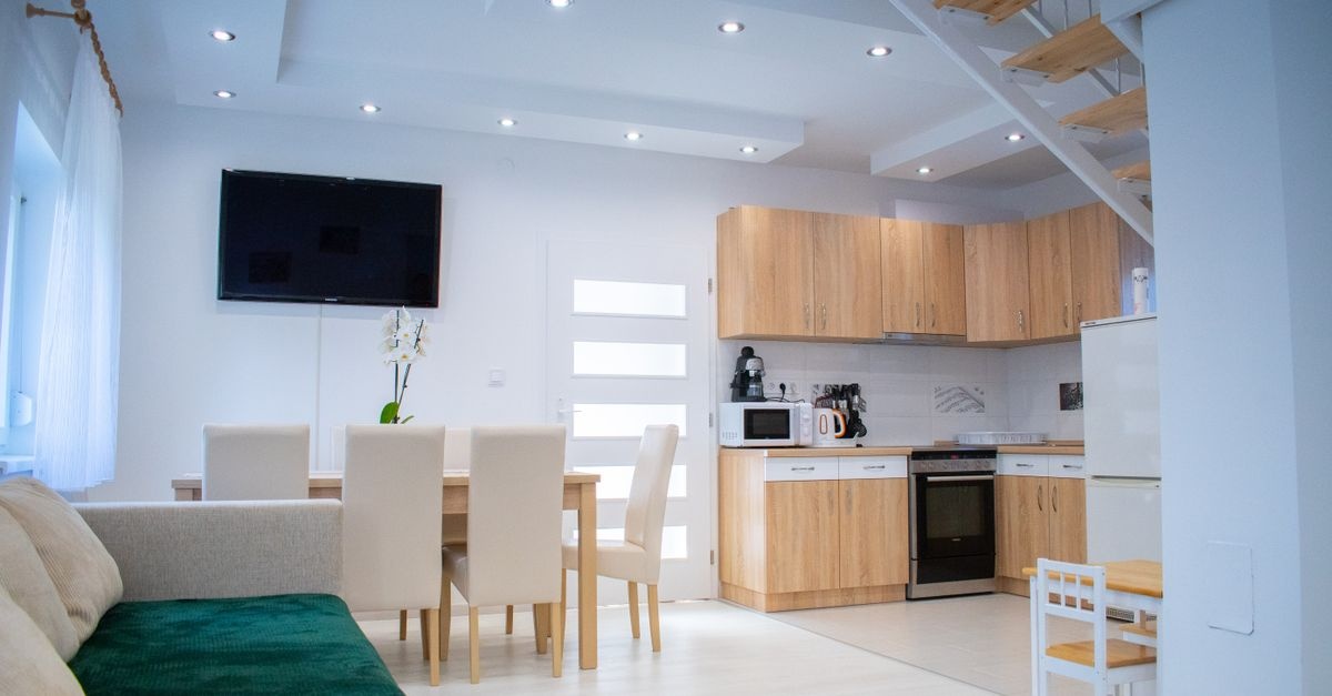 From Eclectic to Elegant: Your Guide to Harmonizing Mixed Home Styles