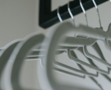 Hooked on Order: Space‑Saving Multi‑Hook Wall Solutions for Every Room