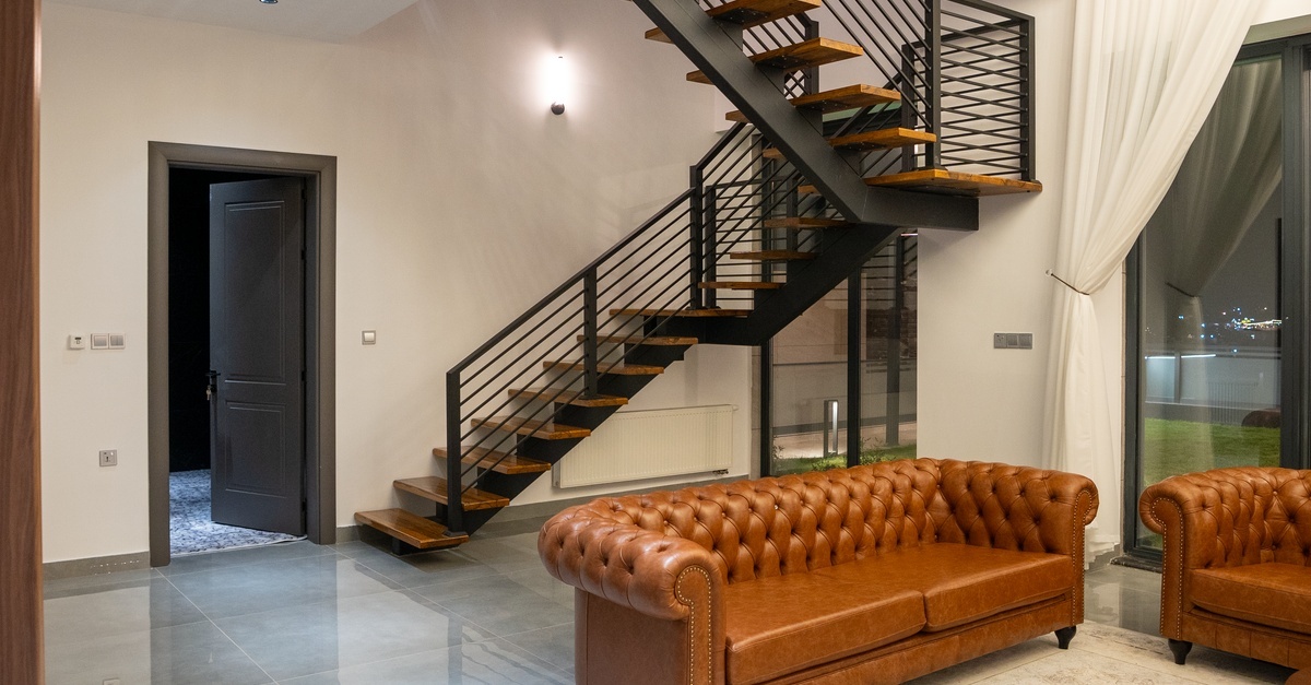 From Classic to Contemporary: Designing a Living Room Around a Leather Chesterfield Sofa