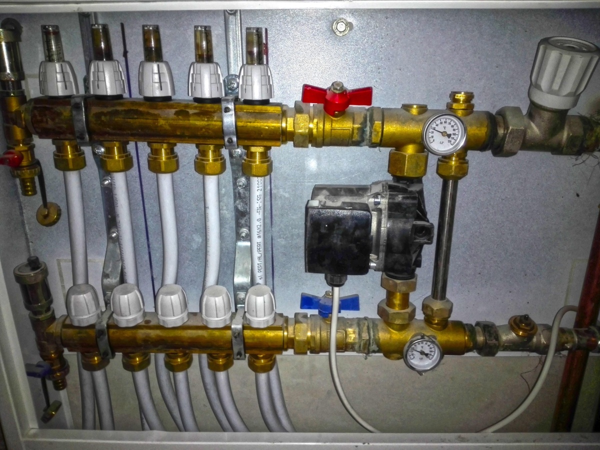 Running Underfloor Heating and Radiators From One Boiler Without Compromising Either